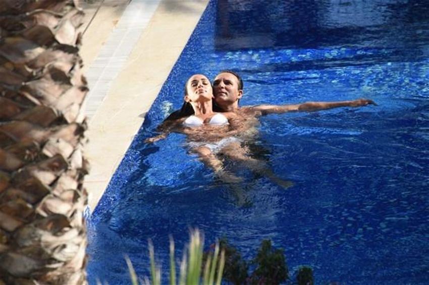 Rafet El Roman Azeri güzelle klip çekiminde