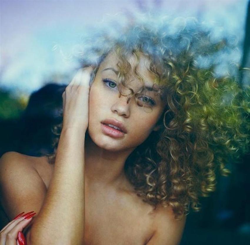 Rose Bertram olay çıkardı!