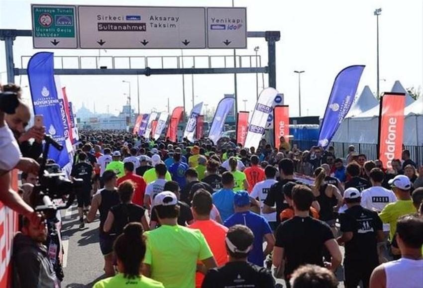 Vodafone İstanbul Yarı Maratonu koşuldu