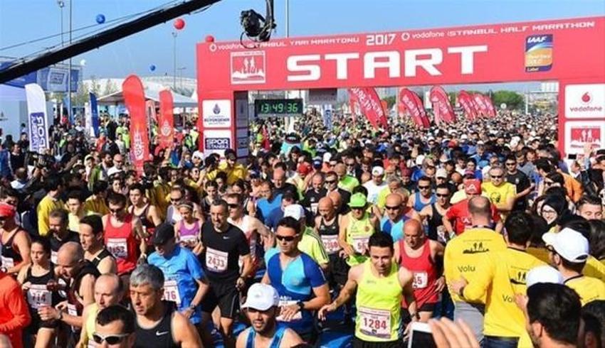 Vodafone İstanbul Yarı Maratonu koşuldu