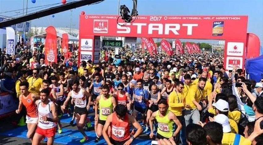 Vodafone İstanbul Yarı Maratonu koşuldu
