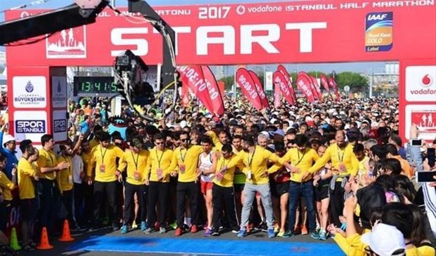 Vodafone İstanbul Yarı Maratonu koşuldu