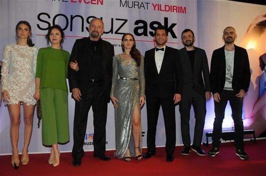 Sonsuz Aşk filminin galası Cinemaximum Kanyon’da yapıldı
