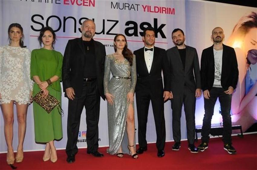 Sonsuz Aşk filminin galası Cinemaximum Kanyon’da yapıldı
