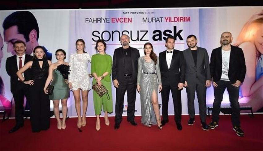 Sonsuz Aşk filminin galası Cinemaximum Kanyon’da yapıldı