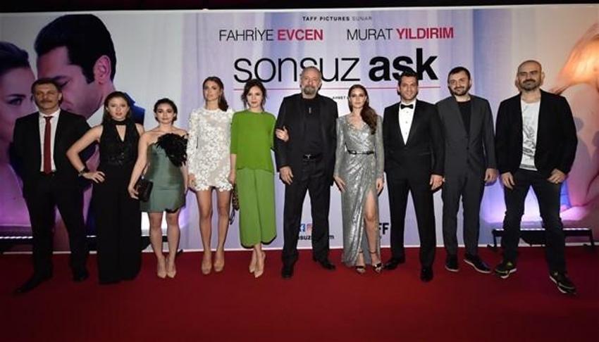 Sonsuz Aşk filminin galası Cinemaximum Kanyon’da yapıldı