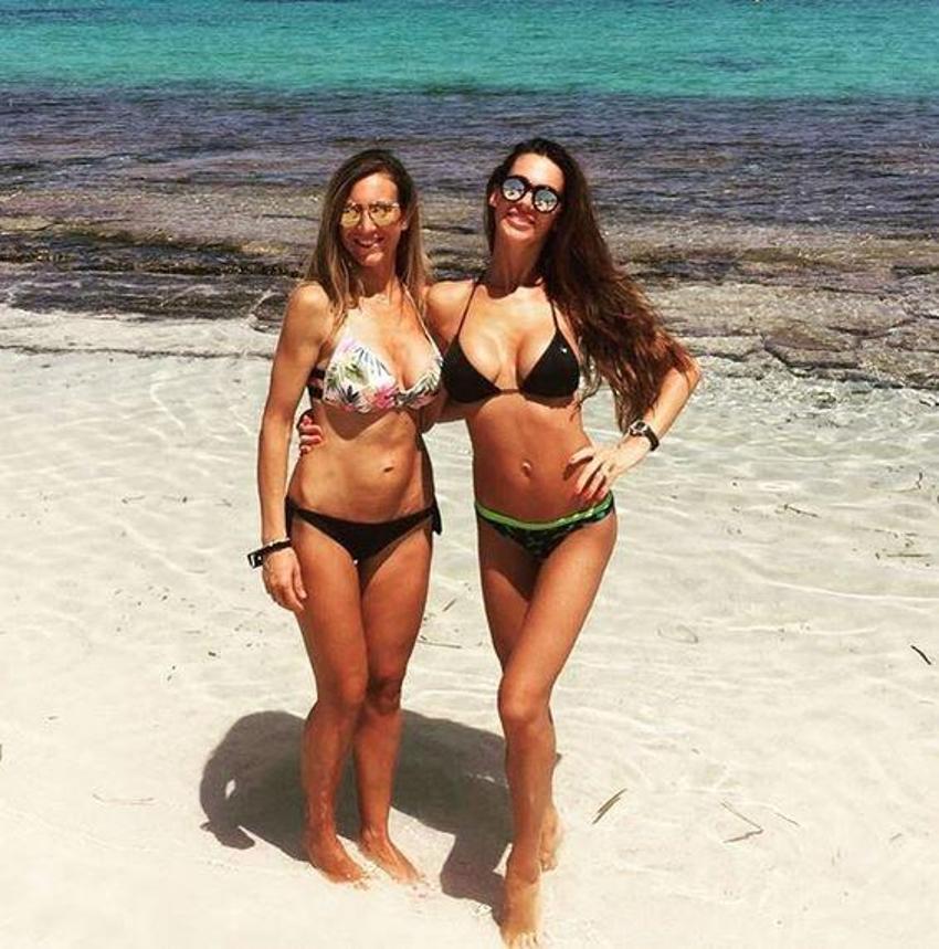 Dzemaili ve eşinden olay kareler