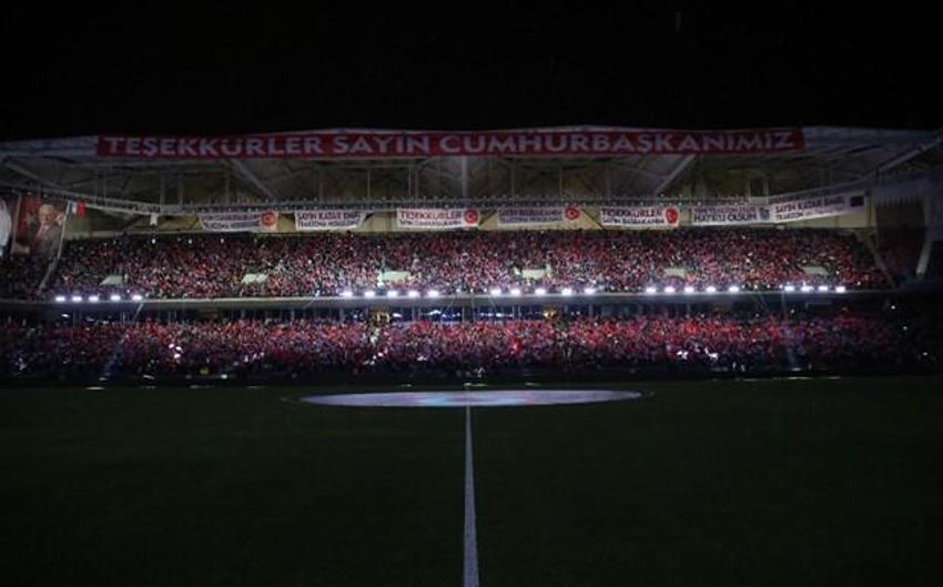 Akyazı Stadı resmen açıldı!