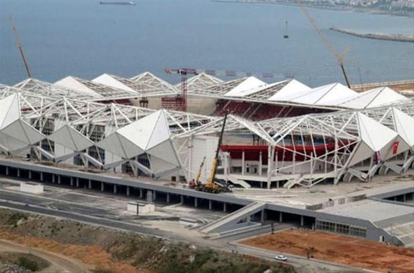 Akyazı Stadı açılıyor