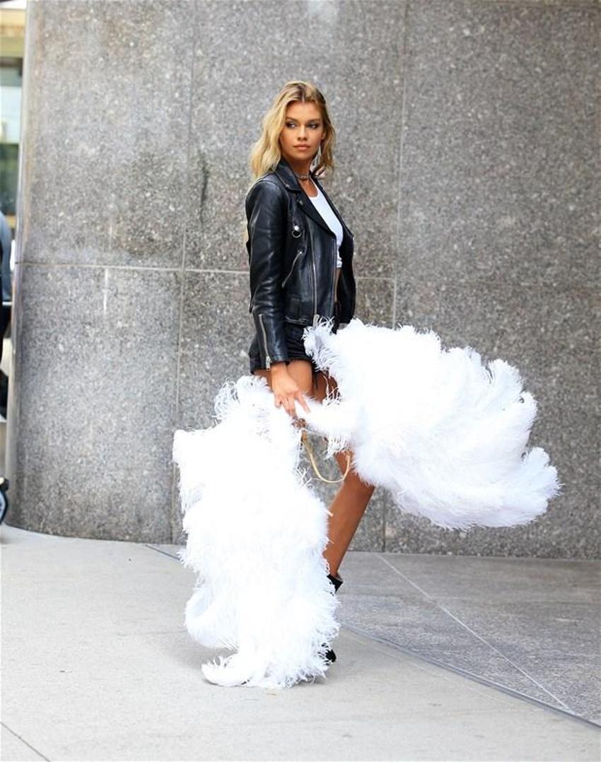 Stella Maxwell