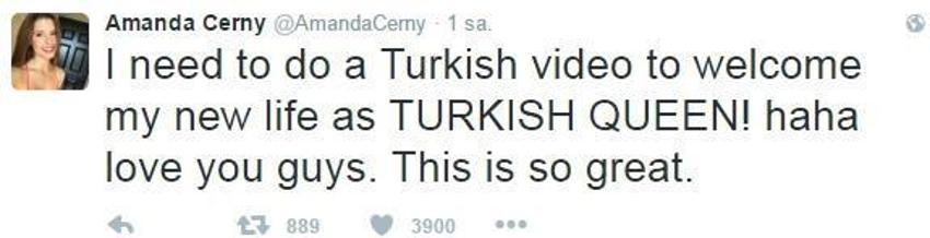 Yozgatlı Dayı Amanda Cerny'e Türk bayrağı astırdı!