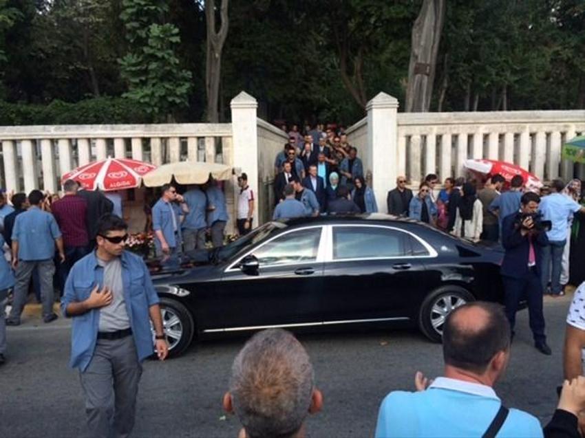 Cumhurbaşkanı Erdoğan'dan kabir ziyareti