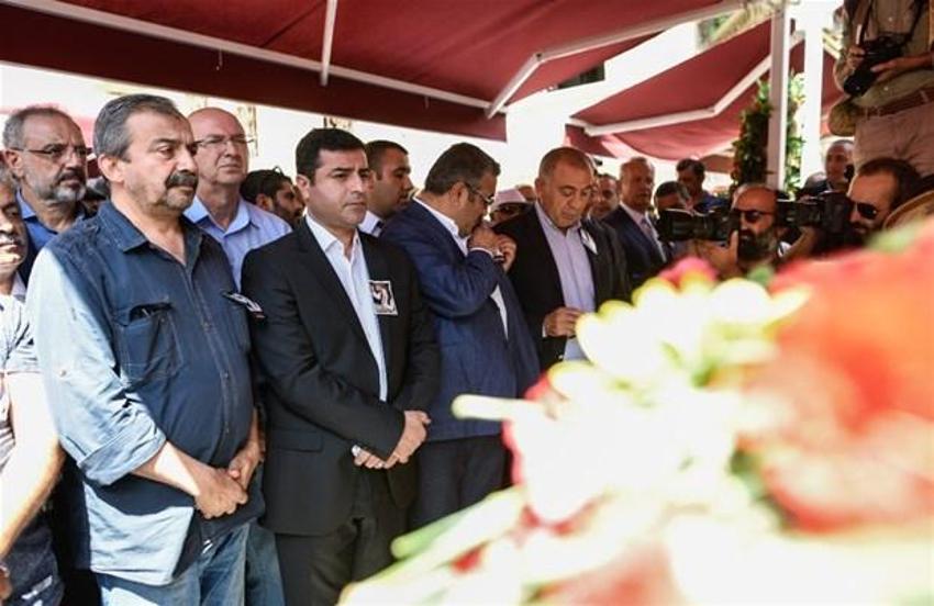 Vedat Türkali'ye veda
