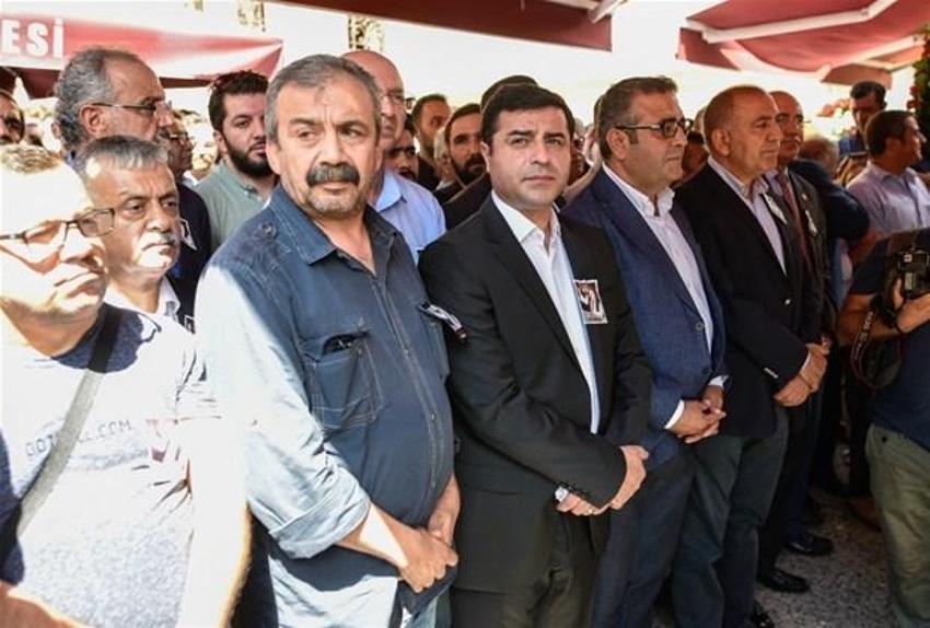 Vedat Türkali'ye veda