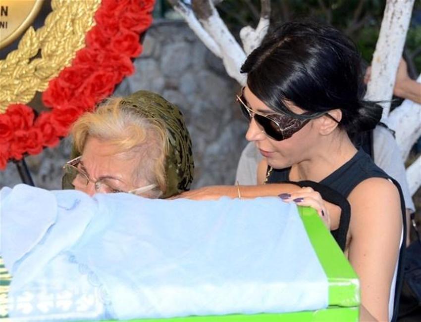 Naşide Göktürk son yolculuğuna uğurlandı