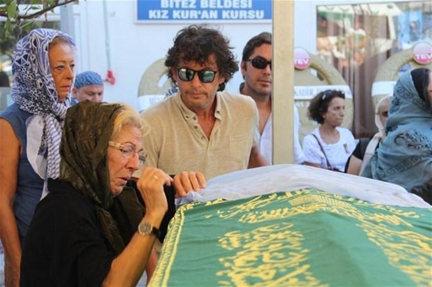 Naşide Göktürk son yolculuğuna uğurlandı