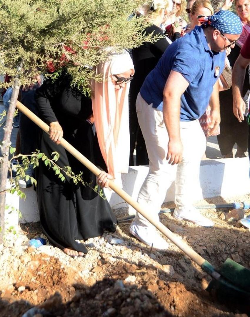 Naşide Göktürk son yolculuğuna uğurlandı