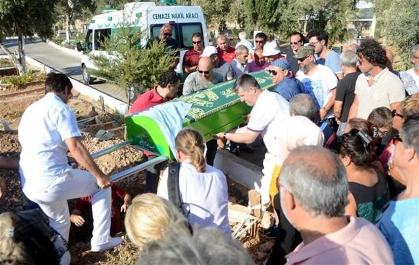 Naşide Göktürk son yolculuğuna uğurlandı