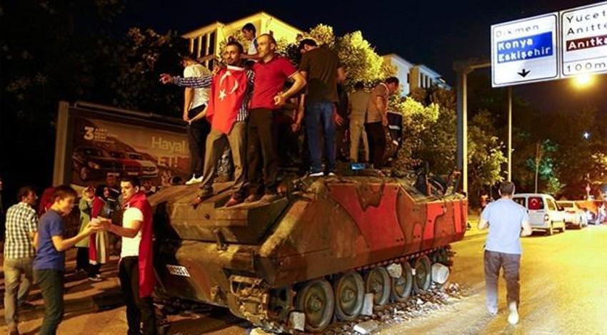 Demokrasi nöbetleri ve Yenikapı mitingi sonrası ilk araştırma
