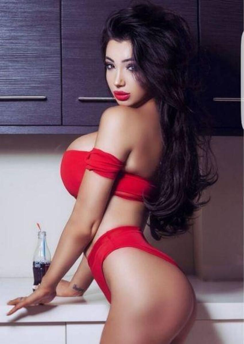 Chloe Khan
