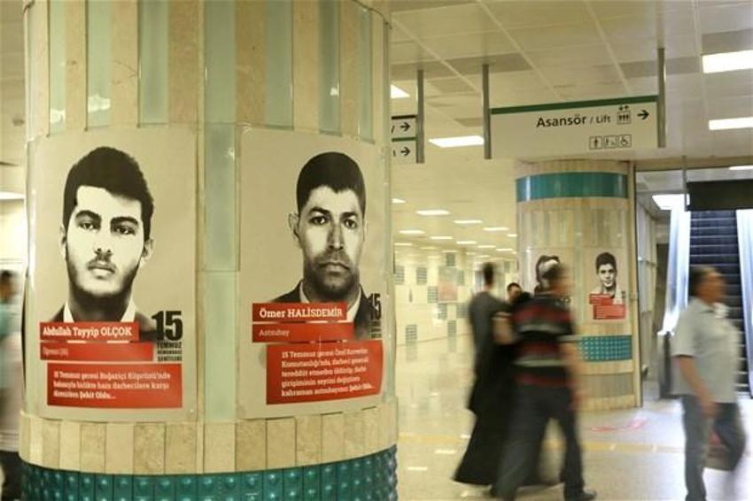 Milyonlar demokrasi için Yenikapı'nın yolunu tuttu