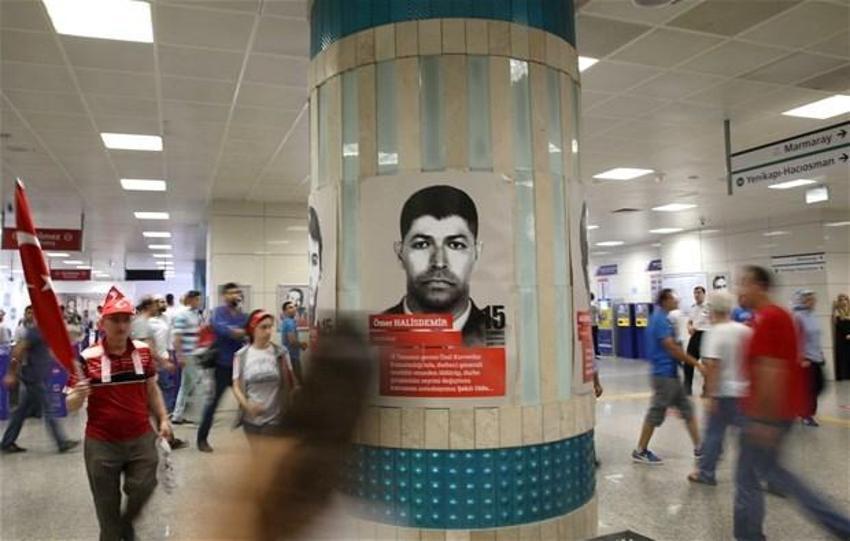 Milyonlar demokrasi için Yenikapı'nın yolunu tuttu
