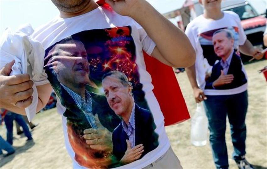 Milyonlar demokrasi için Yenikapı'nın yolunu tuttu