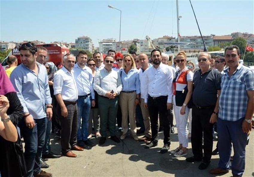 Milyonlar demokrasi için Yenikapı'nın yolunu tuttu