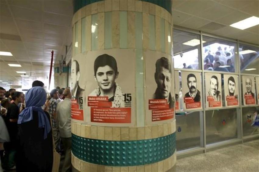 Milyonlar demokrasi için Yenikapı'nın yolunu tuttu