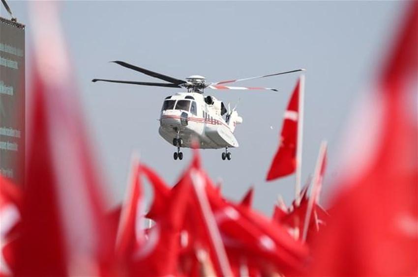 Milyonlar demokrasi için Yenikapı'nın yolunu tuttu