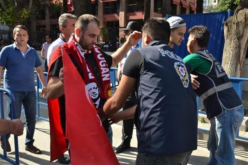 Milyonlar demokrasi için Yenikapı'nın yolunu tuttu