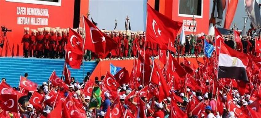 Milyonlar demokrasi için Yenikapı'nın yolunu tuttu