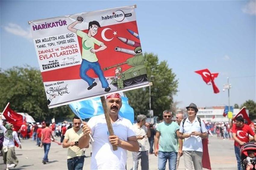 Milyonlar demokrasi için Yenikapı'nın yolunu tuttu