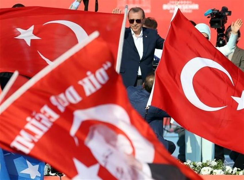 Milyonlar demokrasi için Yenikapı'nın yolunu tuttu