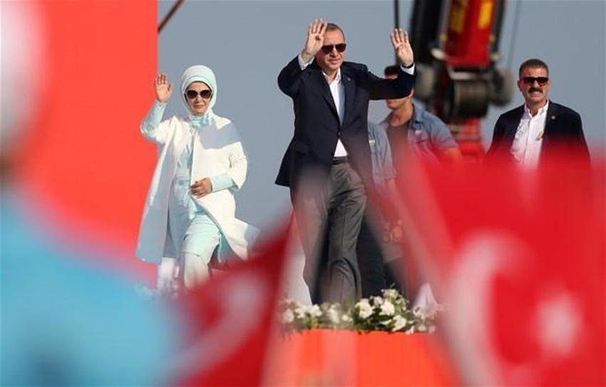 Milyonlar demokrasi için Yenikapı'nın yolunu tuttu