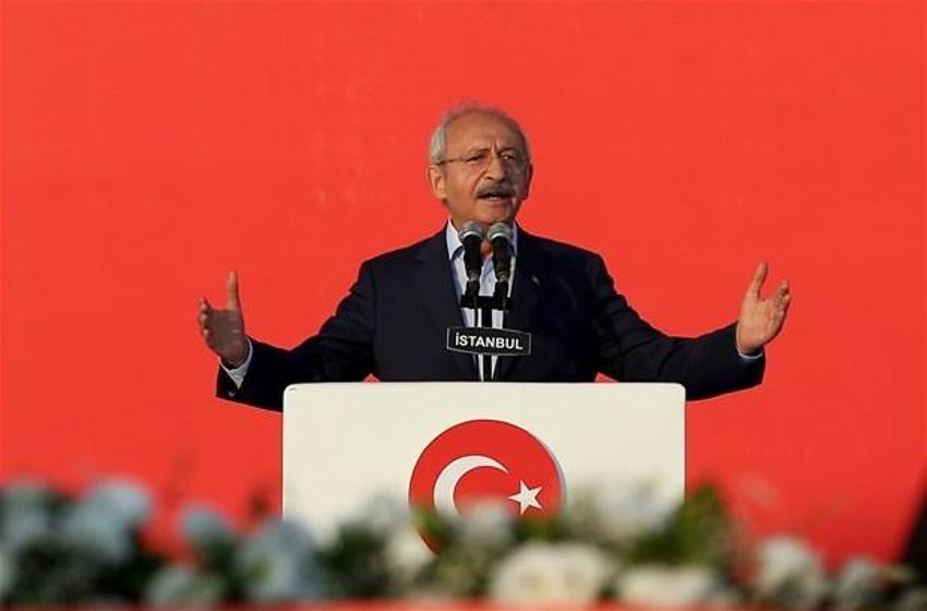 Milyonlar demokrasi için Yenikapı'nın yolunu tuttu