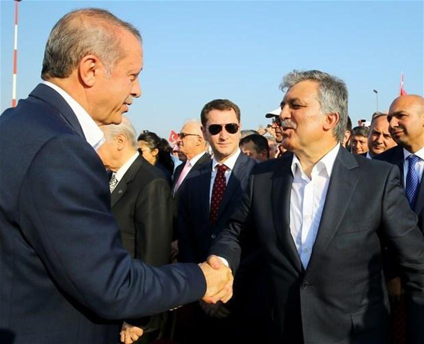 Milyonlar demokrasi için Yenikapı'nın yolunu tuttu