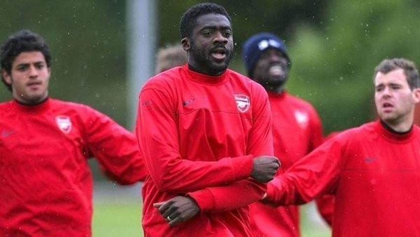 Bir Acayip Adam; Kolo Toure