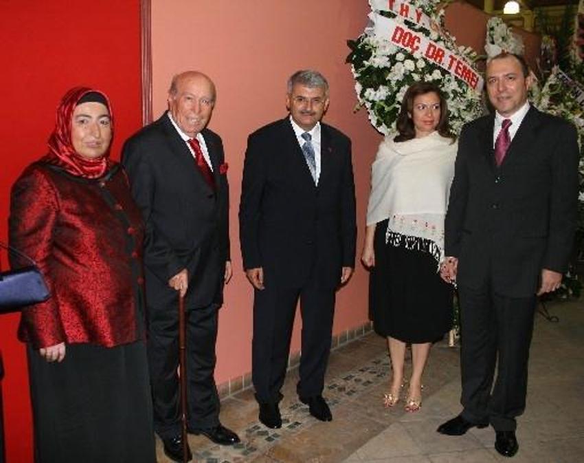Binali Yıldırım kimdir?