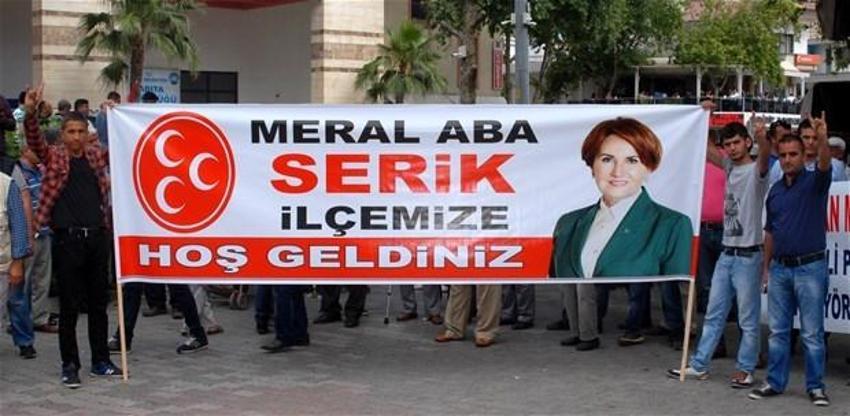 Akşener'e Antalya'da coşkulu karşılama