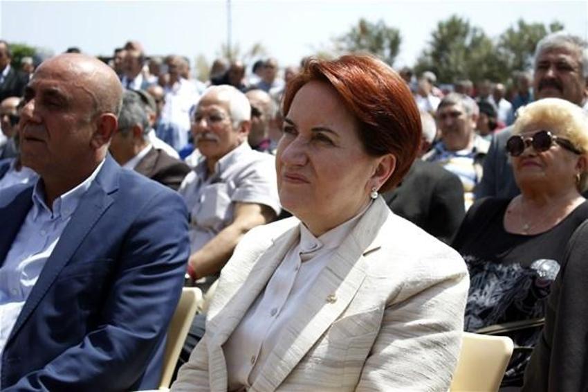 Akşener'e Antalya'da coşkulu karşılama