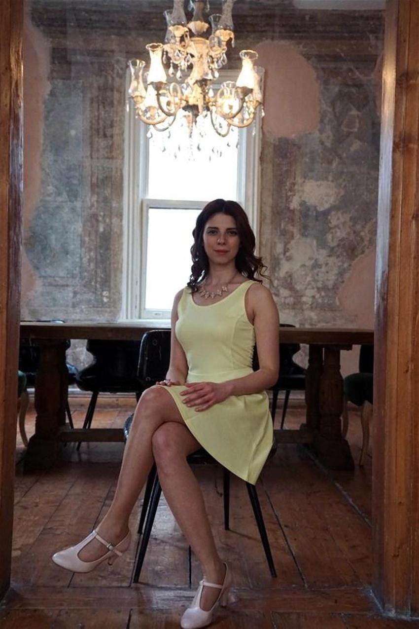 Ebru Ünlü