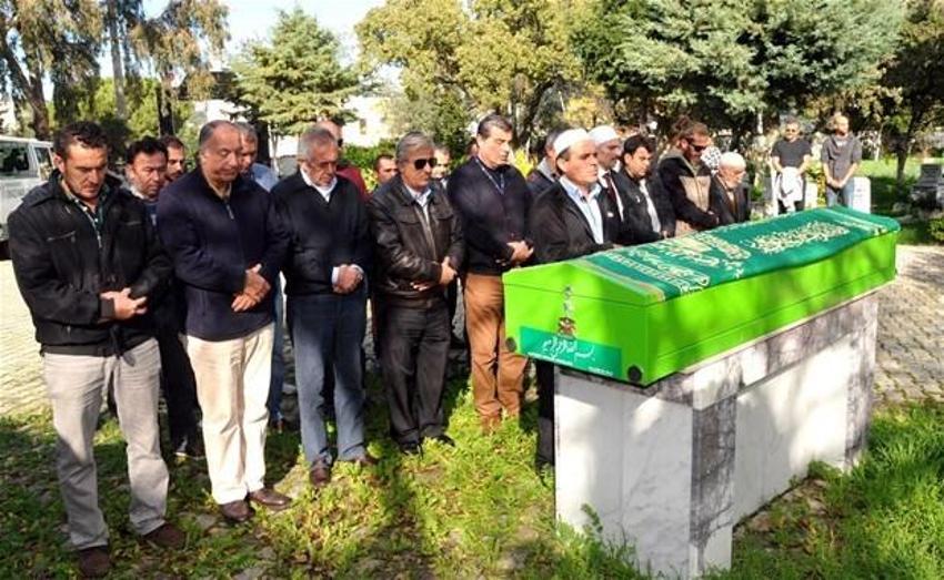 Özlem Tekin'nden babasına veda