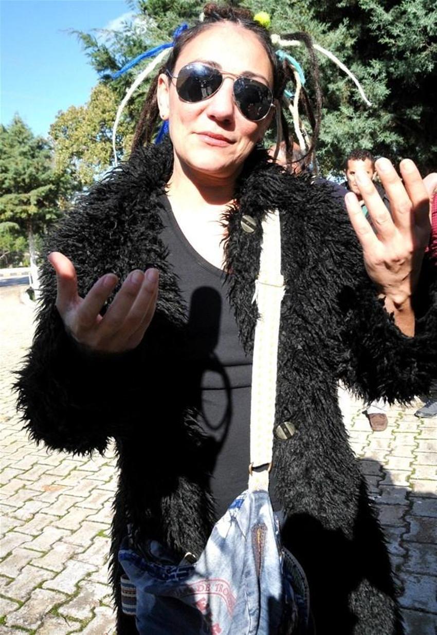 Özlem Tekin'nden babasına veda