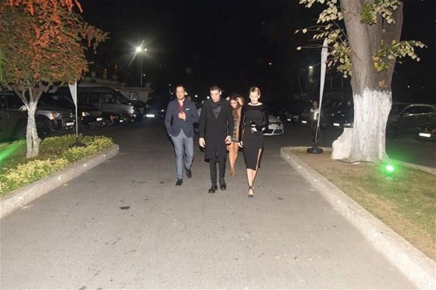 Bülent Emrah Parlak - Burcu Gönder