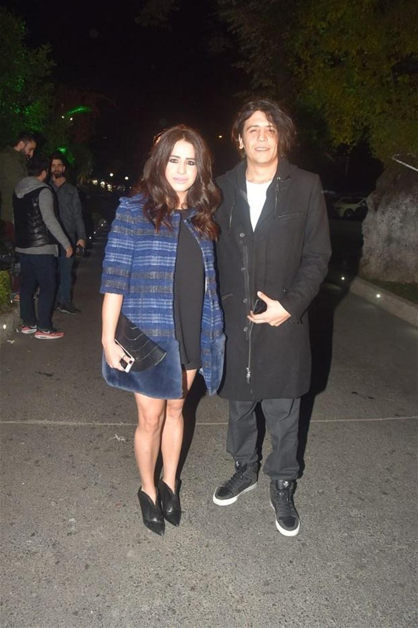 Bülent Emrah Parlak - Burcu Gönder