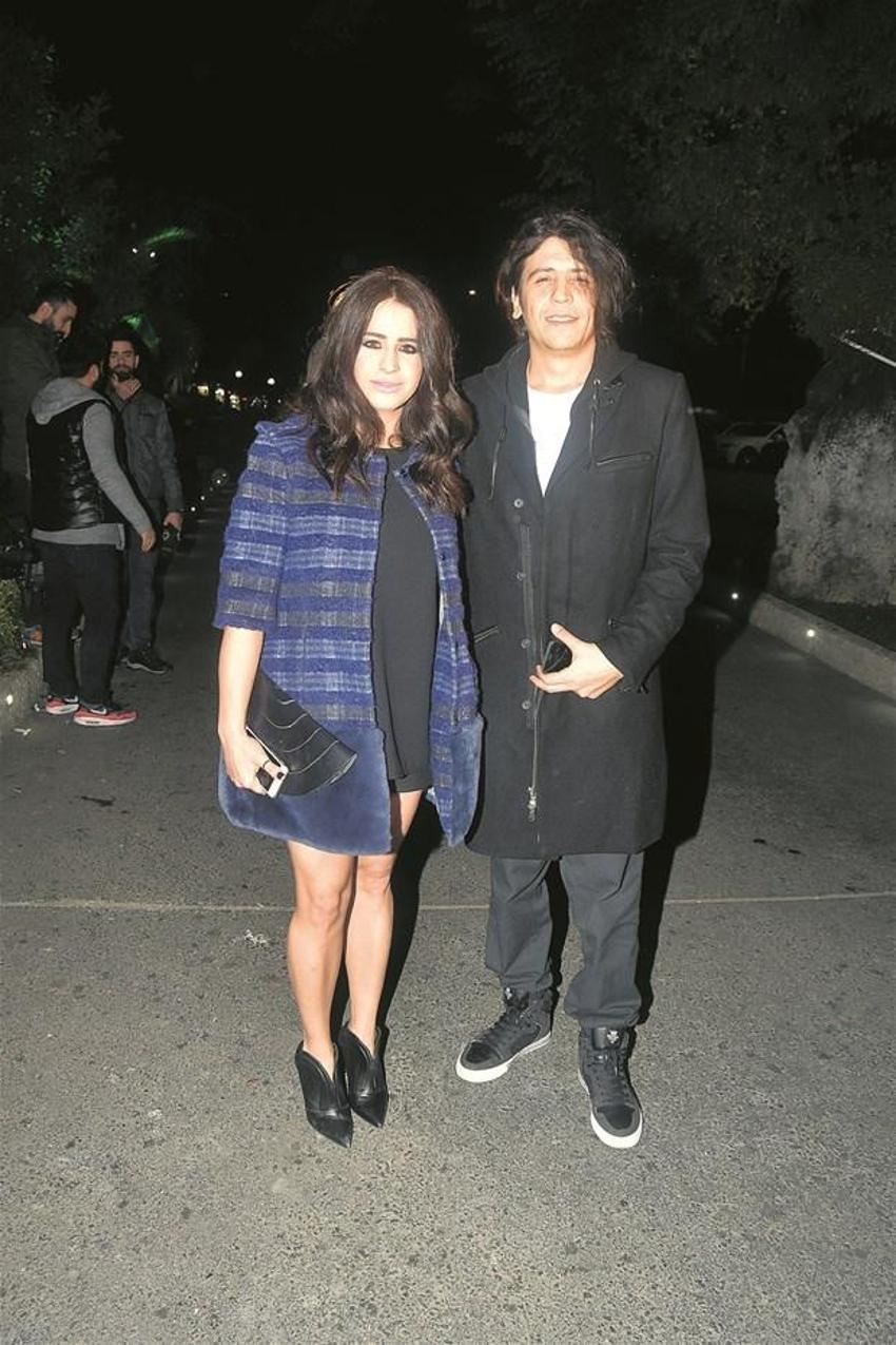 Bülent Emrah Parlak - Burcu Gönder