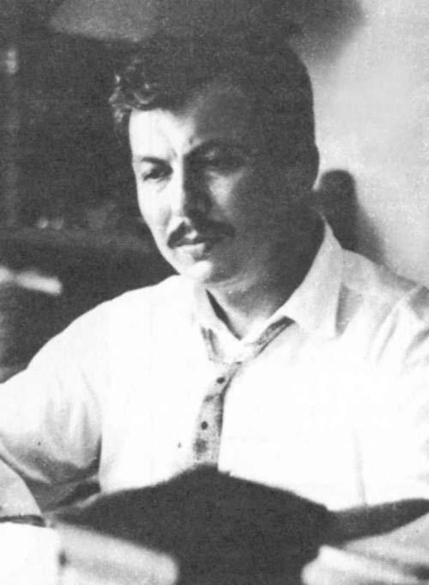 Çetin Altan kimdir?