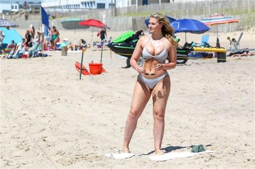 Iskra Lawrence