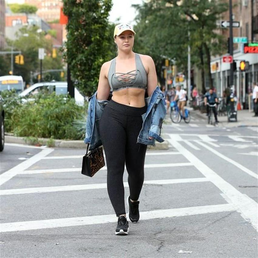 Iskra Lawrence